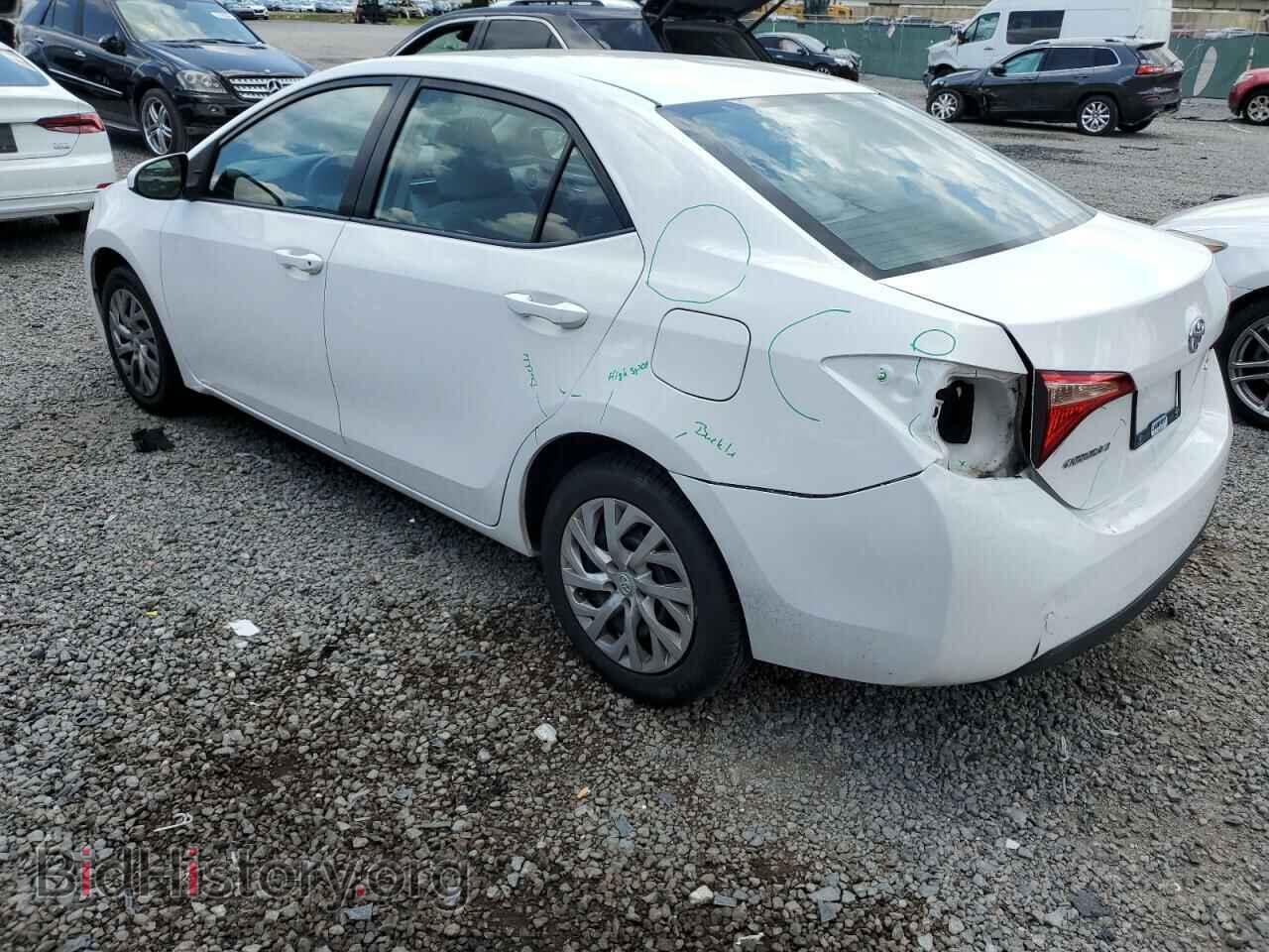 2017 TOYOTA COROLLA - VIN: 5YFBURHE2HP590334 - Фото 2