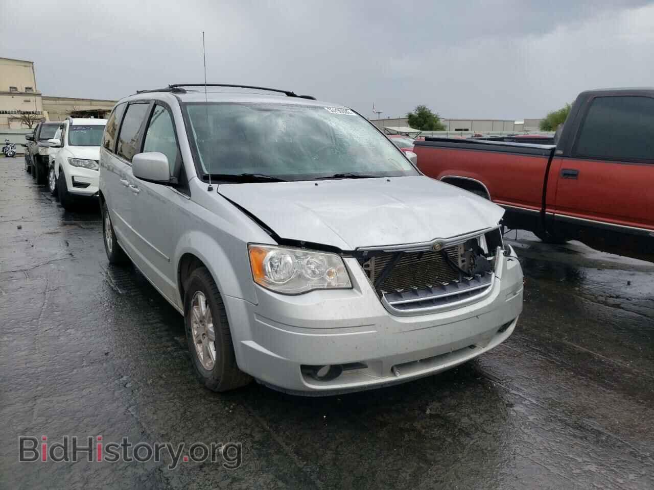 Photo 2A4RR8DX7AR495818 - CHRYSLER MINIVAN 2010