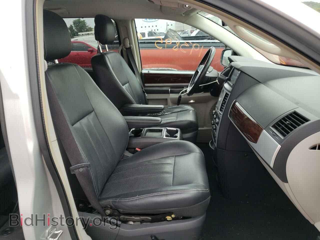 2010 CHRYSLER MINIVAN - VIN: 2A4RR8DX7AR495818 - Photo 5