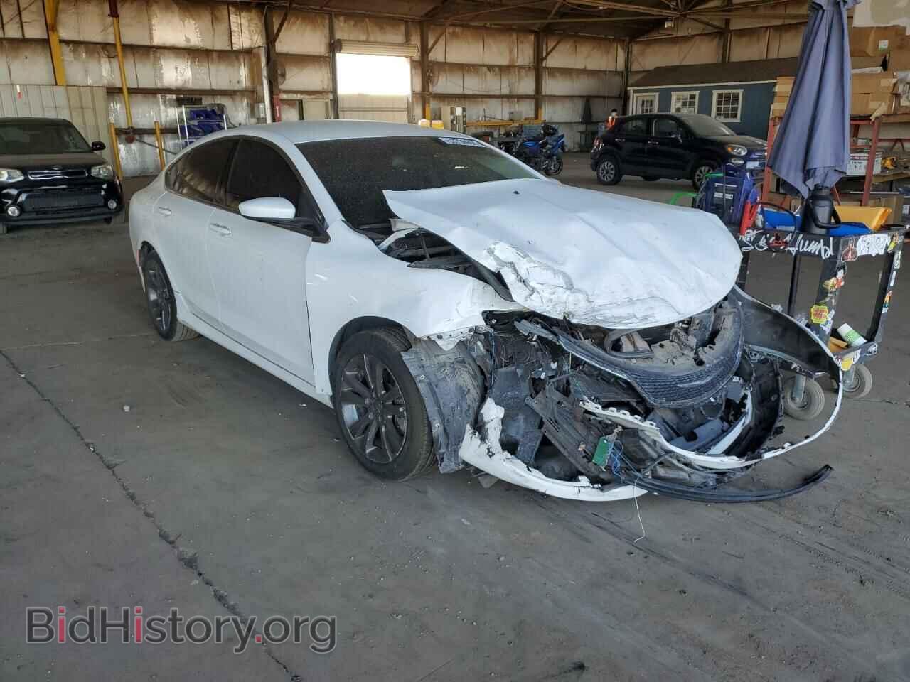 2015 CHRYSLER 200 - VIN: 1C3CCCAB9FN746274 - Фото 4
