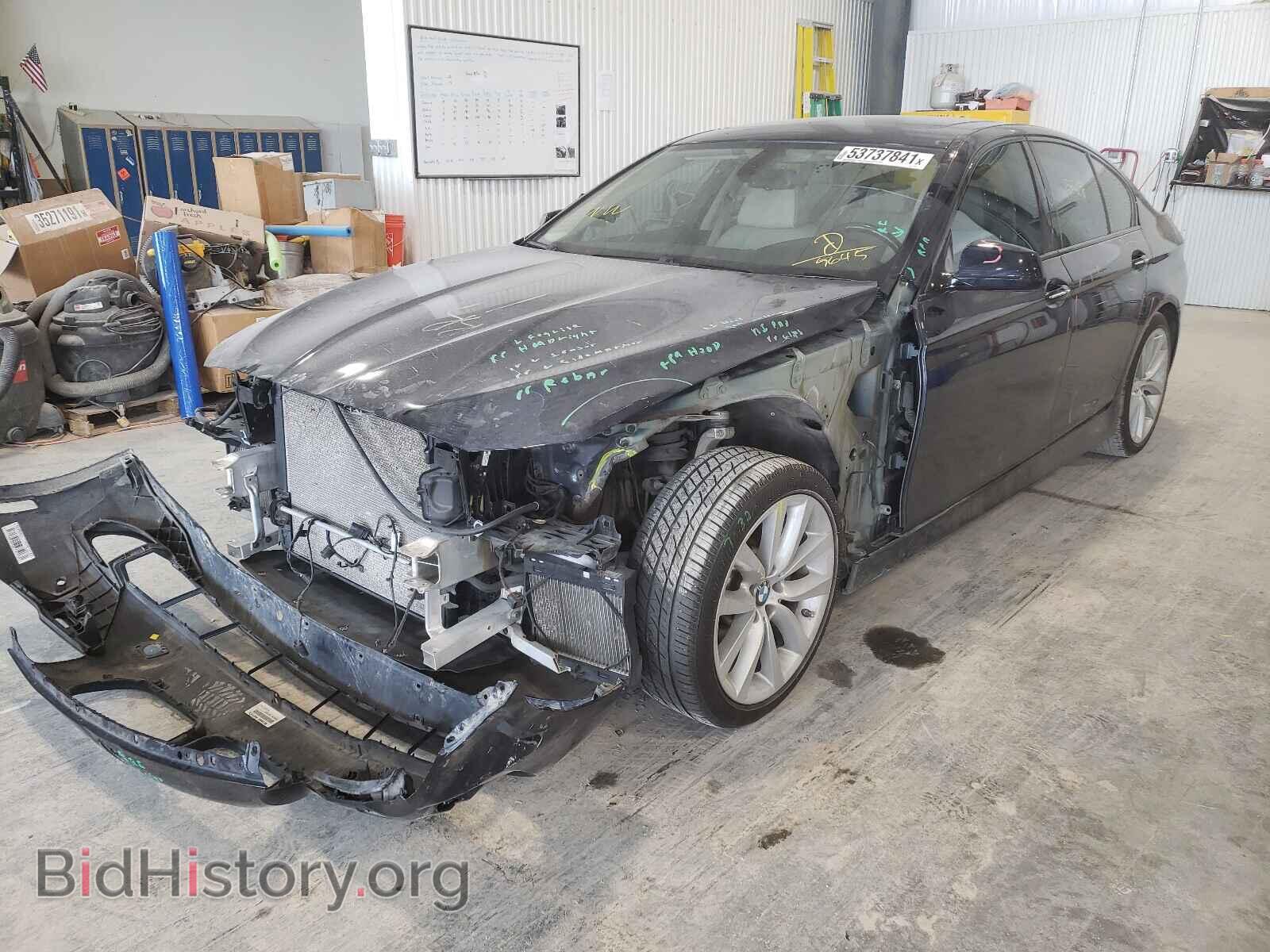 2011 BMW 5 SERIES - VIN: WBAFU7C56BC875645 - Фото 2