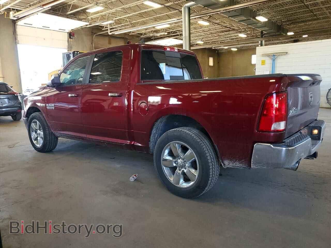 2018 RAM 1500 - VIN: 1C6RR7LT4JS222047 - Photo 2