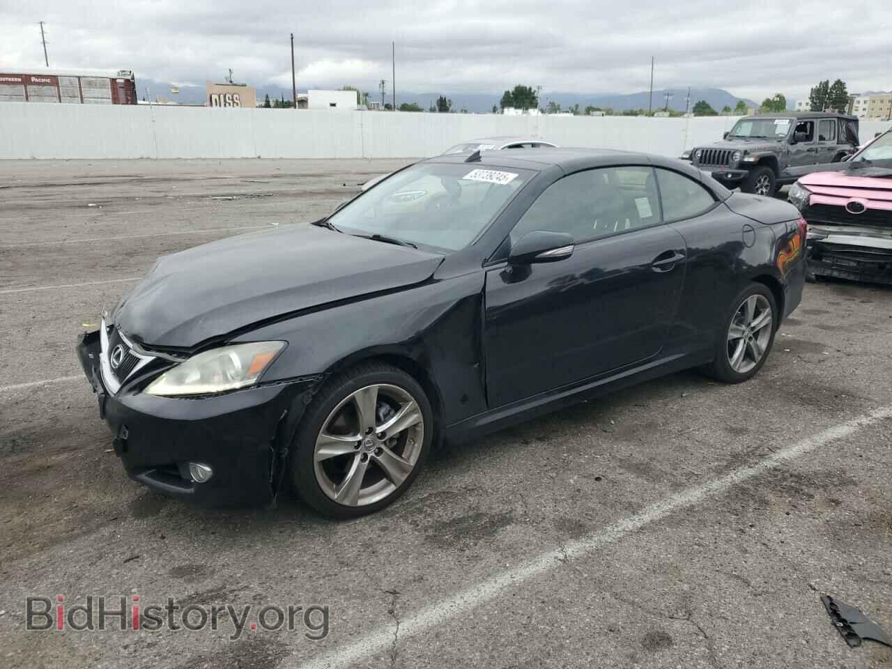 Photo JTHFF2C2XE2531606 - LEXUS IS 2014