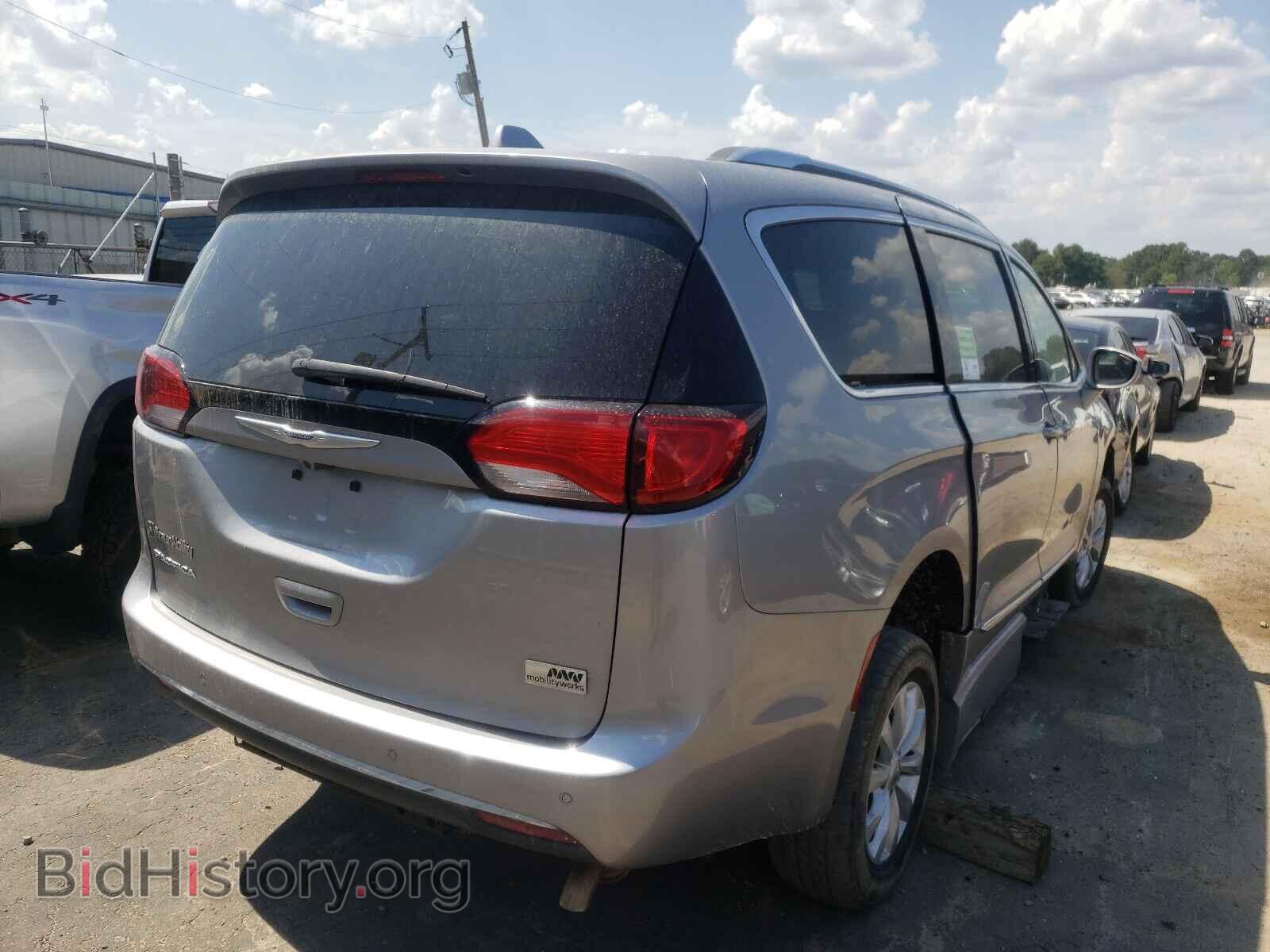 2019 CHRYSLER PACIFICA - VIN: 2C4RC1BG4KR626674 - Фото 4