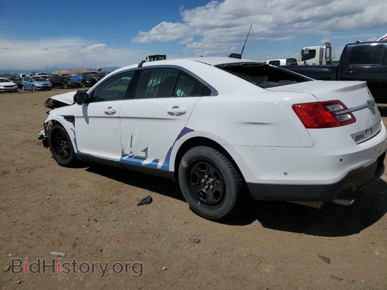 2019 FORD TAURUS - VIN: 1FAHP2MK1KG111940 - Фото 2