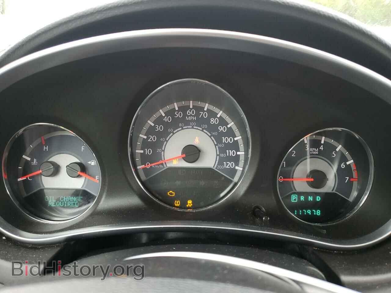 2011 CHRYSLER 200 - VIN: 1C3BC2FGXBN518045 - Фото 9