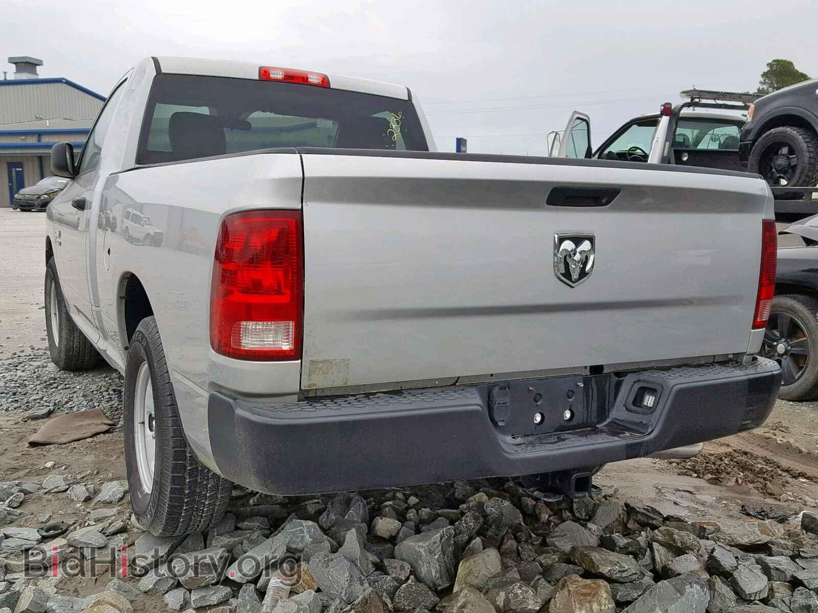 2016 RAM 1500 ST - VIN: 3C6JR6AG8GG217320 - Фото 3