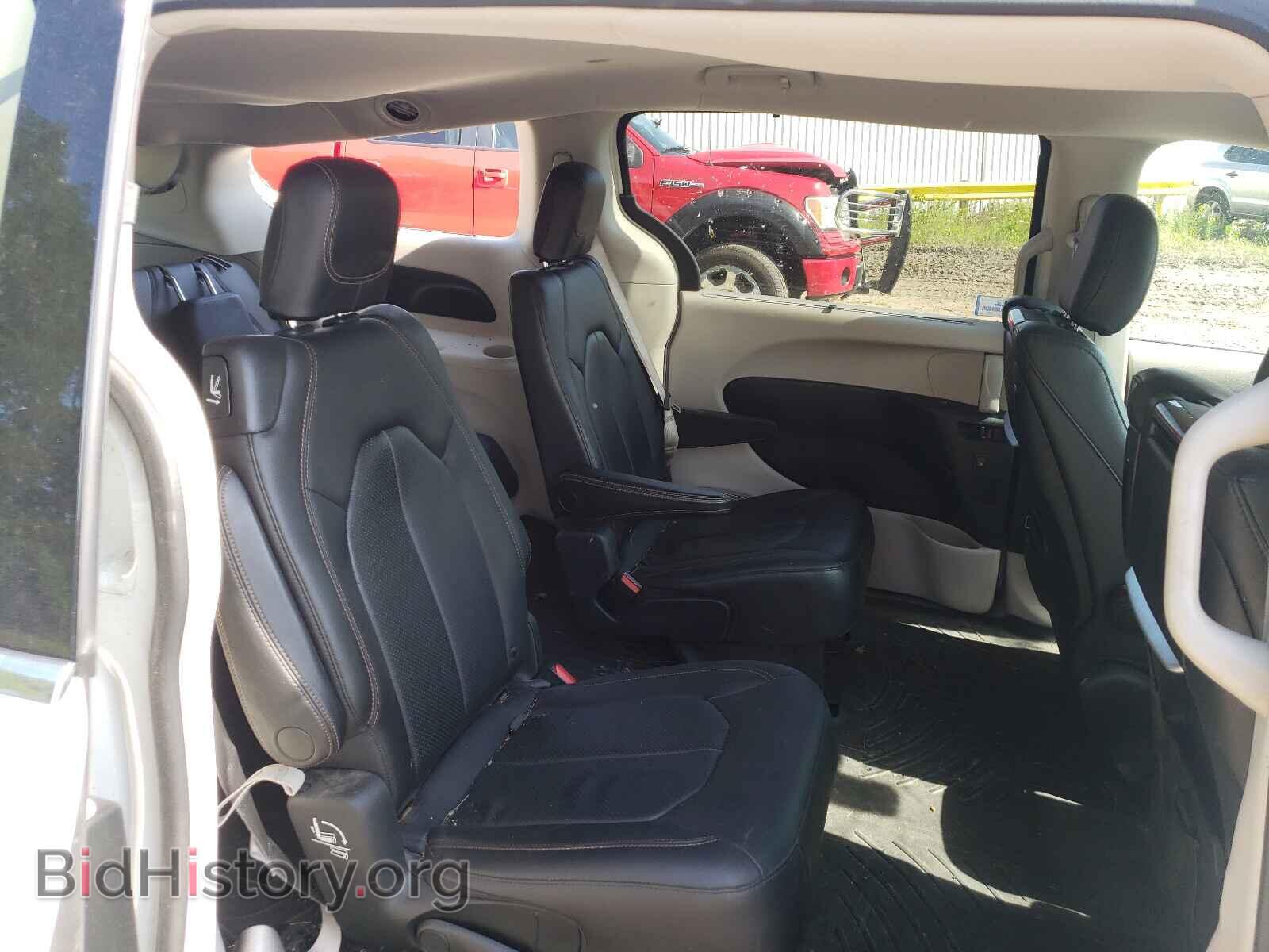 2018 CHRYSLER PACIFICA - VIN: 2C4RC1EG5JR260802 - Photo 6