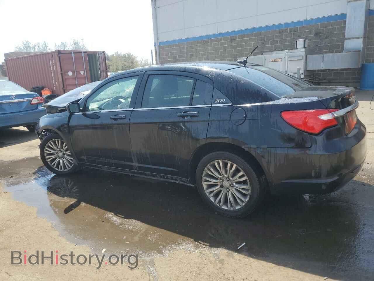 2012 CHRYSLER 200 - VIN: 1C3CCBAB0CN113426 - Фото 2
