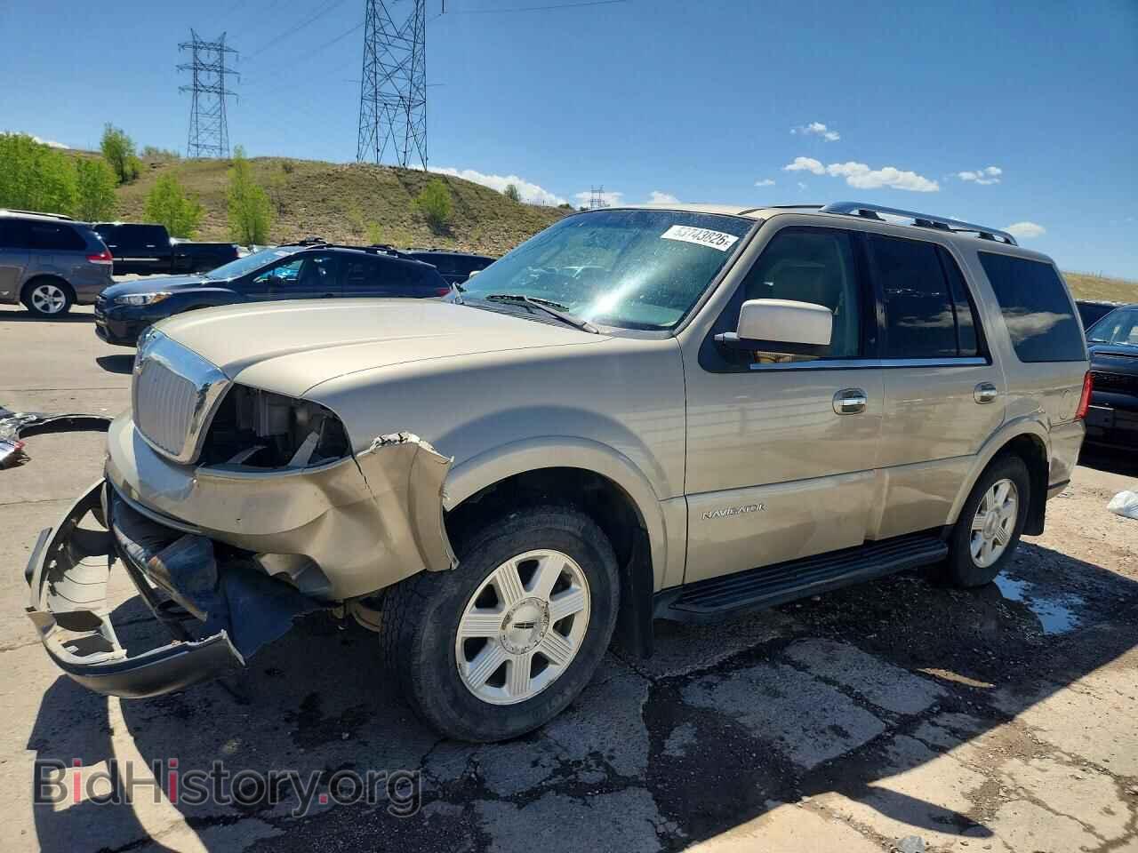 Photo 5LMFU28535LJ08122 - LINCOLN NAVIGATOR 2005
