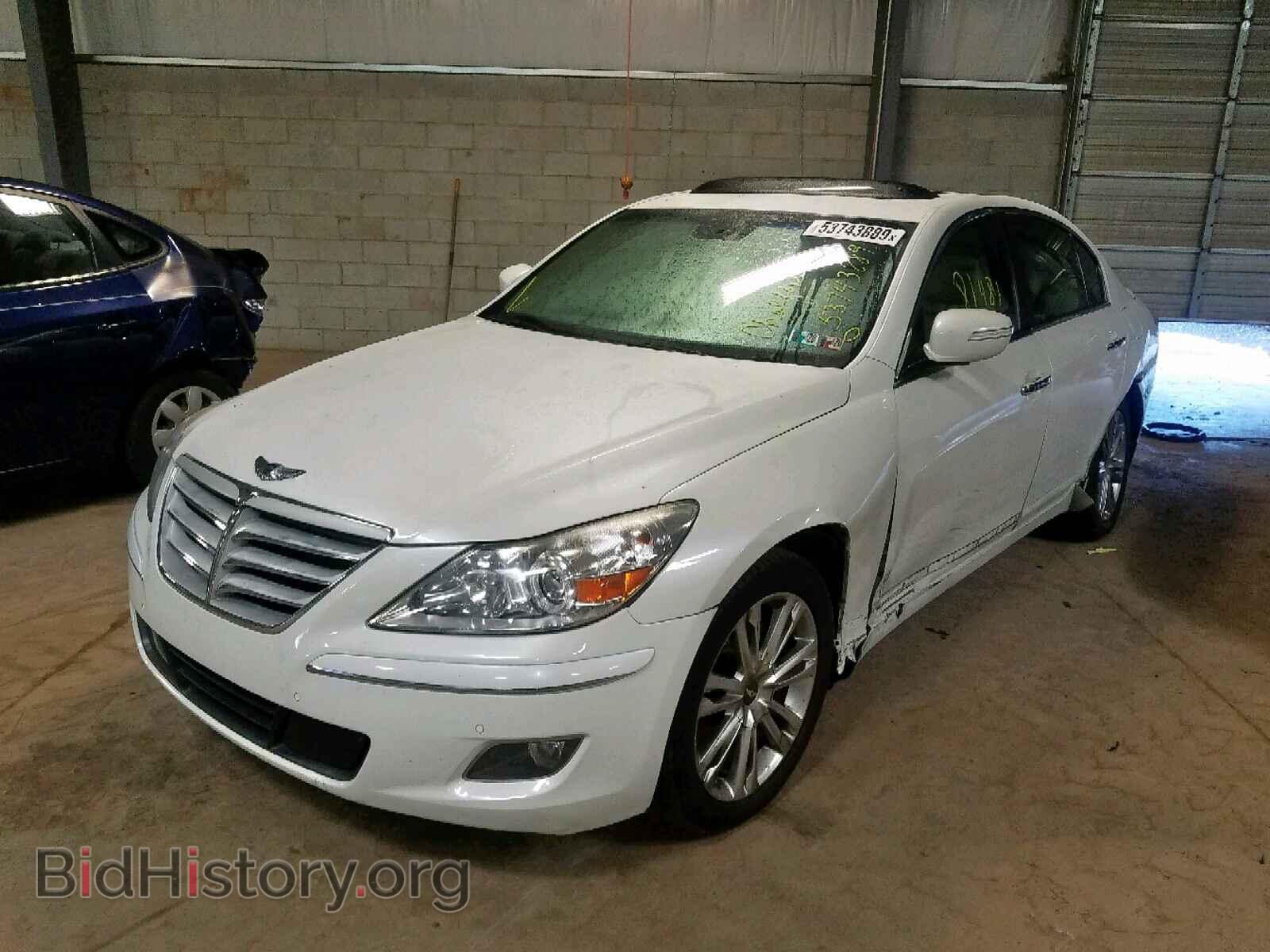 2011 HYUNDAI GENESIS - VIN: KMHGC4DE3BU142949 - Фото 2
