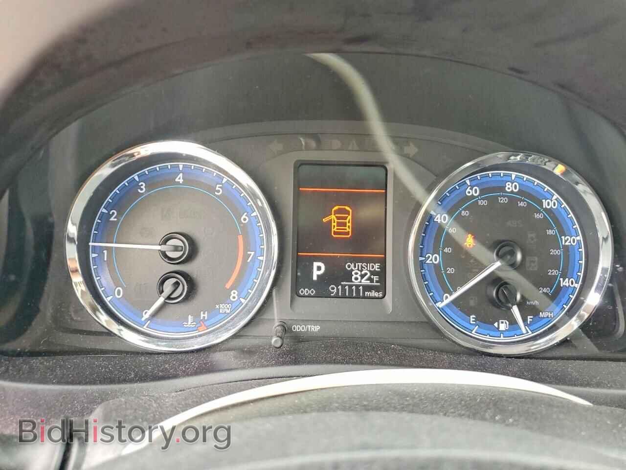 2018 TOYOTA COROLLA - VIN: 5YFBURHE5JP762166 - Photo 9