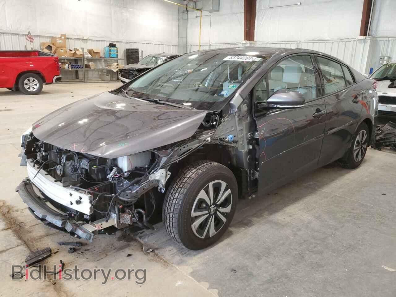 Фотография JTDKARFP5J3074898 - TOYOTA PRIUS 2018