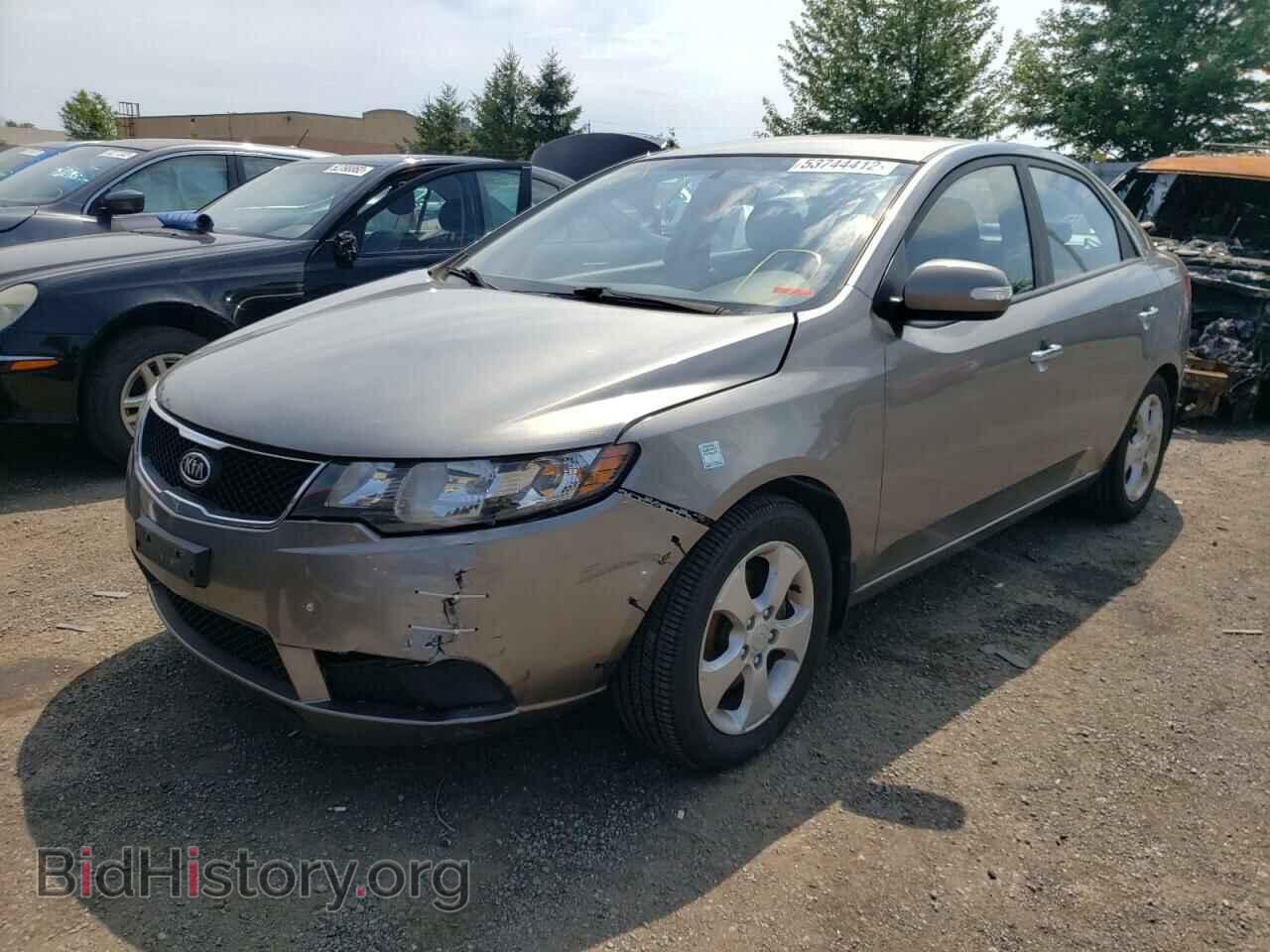2010 KIA FORTE - VIN: KNAFU4A29A5096590 - Фото 2