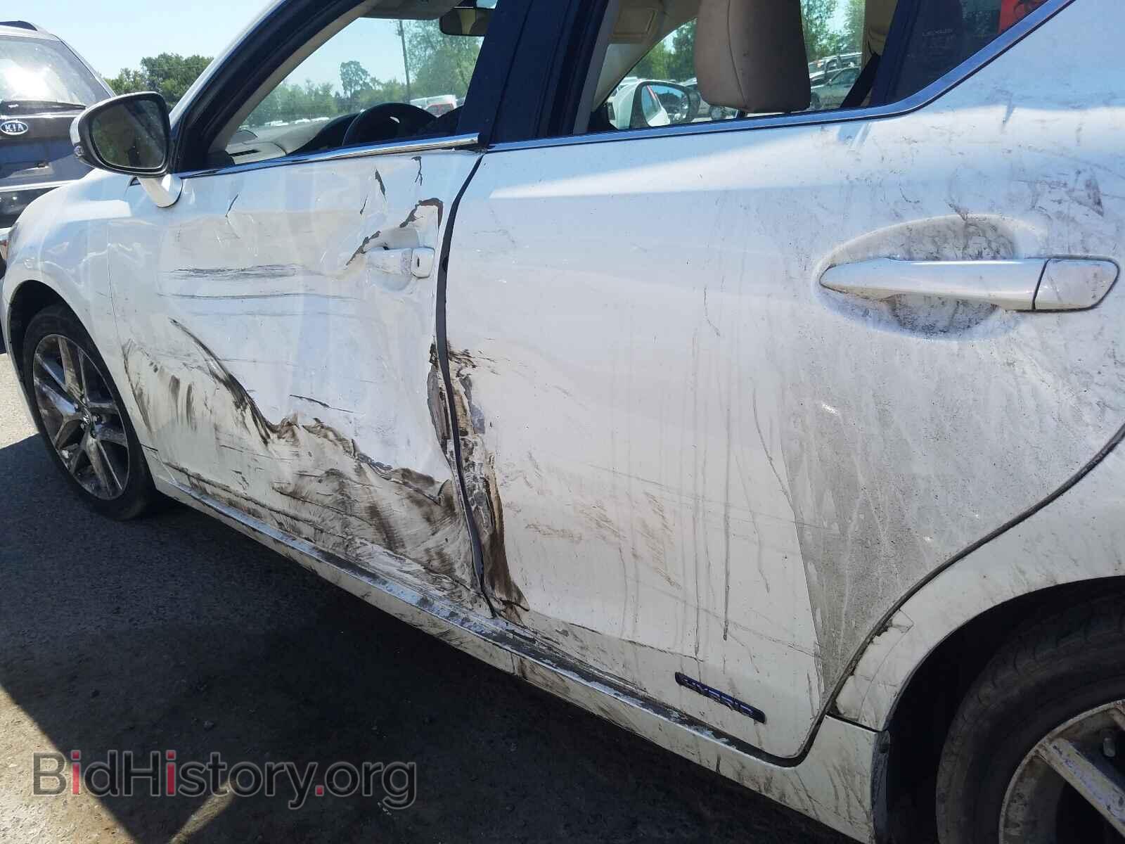 2014 LEXUS CT 200 - VIN: JTHKD5BH9E2208000 - Фото 9