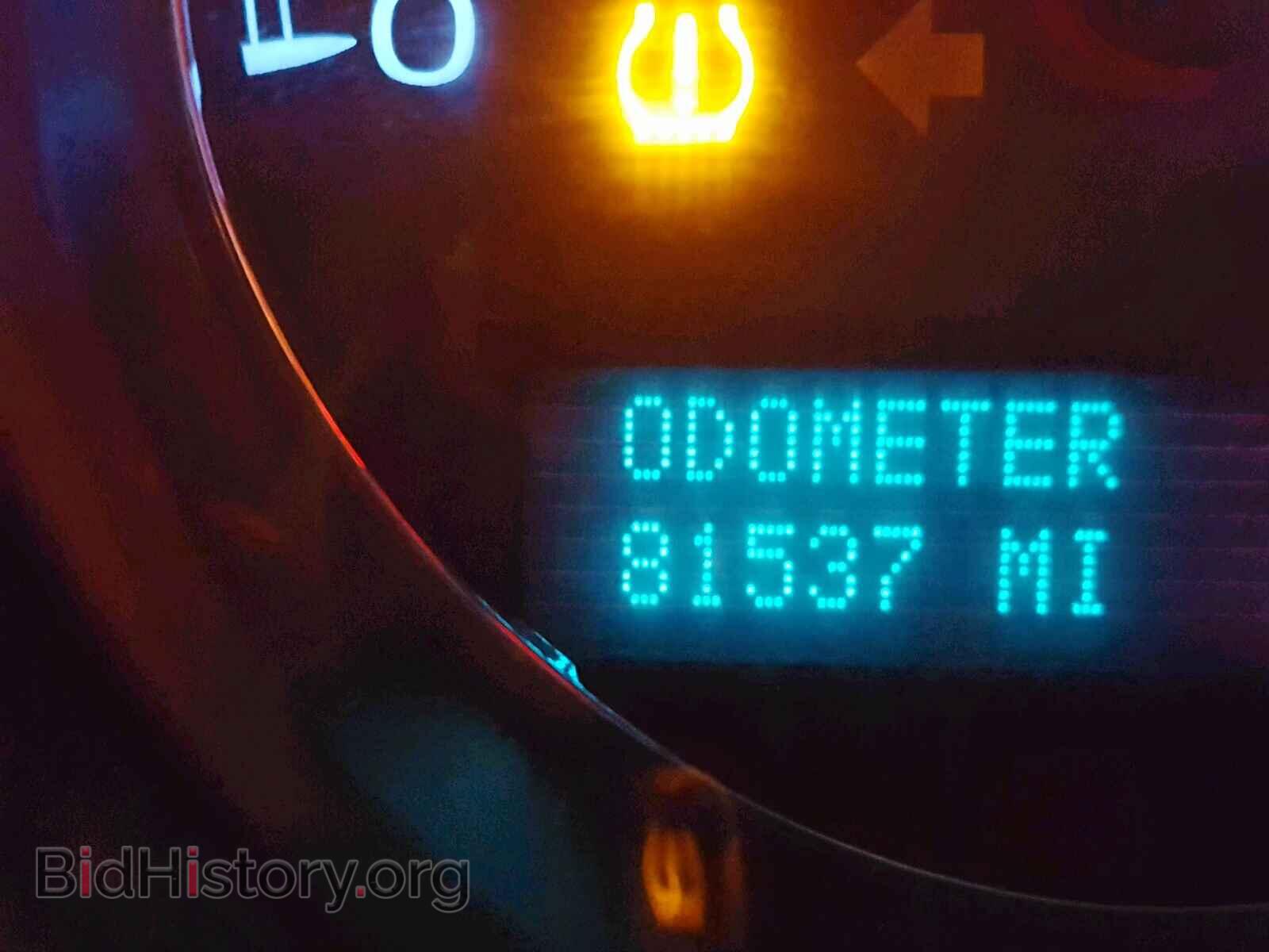 2011 CHEVROLET SILVERADO - VIN: 3GCPKTE30BG272415 - Фото 6