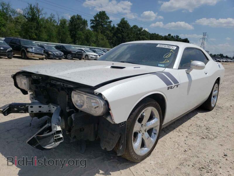 2014 Dodge CHALLENGER (VIN 2C3CDYBT7EH302240) — photo 2 of 10