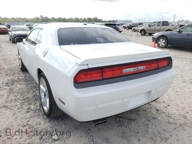 2014 Dodge CHALLENGER (VIN 2C3CDYBT7EH302240) — photo 3 of 10