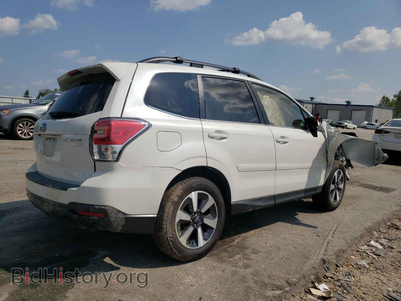 2017 SUBARU FORESTER - VIN: JF2SJARC0HH556896 - Photo 4