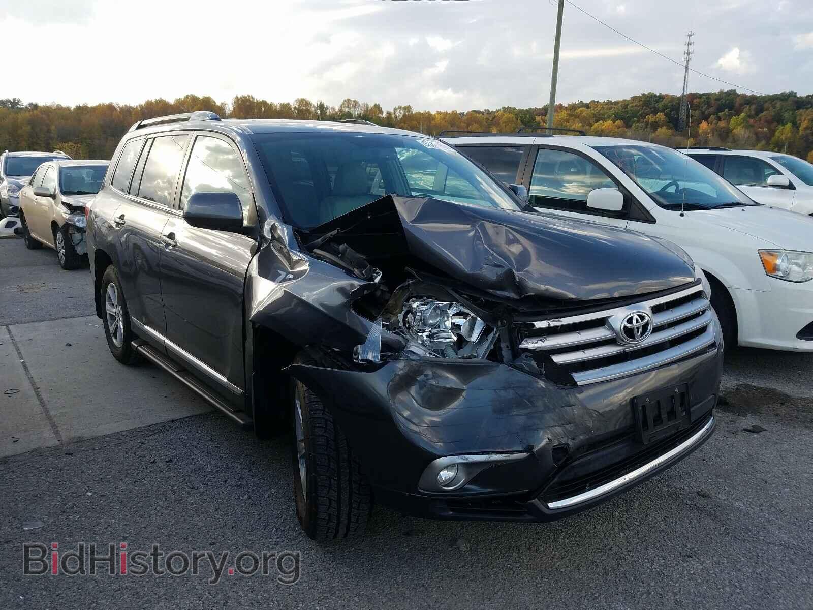 Фотография 5TDBK3EH5DS220840 - TOYOTA HIGHLANDER 2013