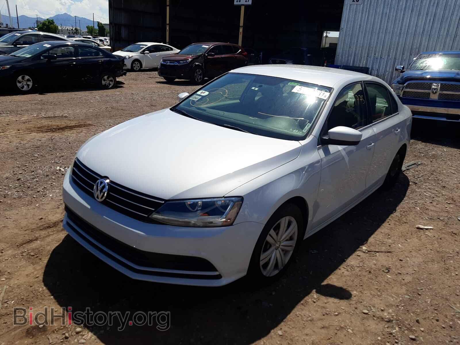 2017 VOLKSWAGEN JETTA - VIN: 3VW2B7AJ7HM379992 - Фото 2