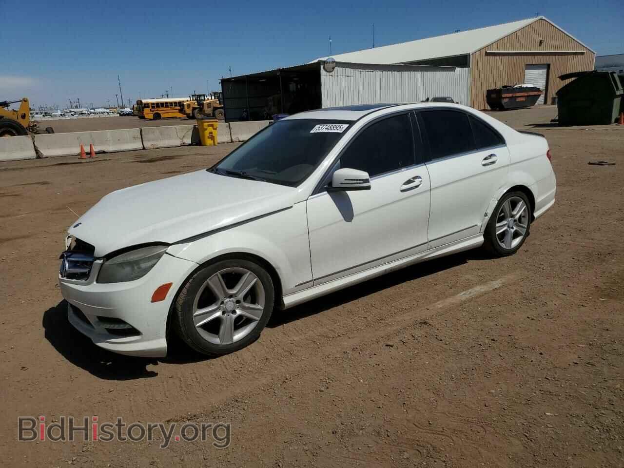 Photo WDDGF8BB5BR144268 - MERCEDES-BENZ C-CLASS 2011