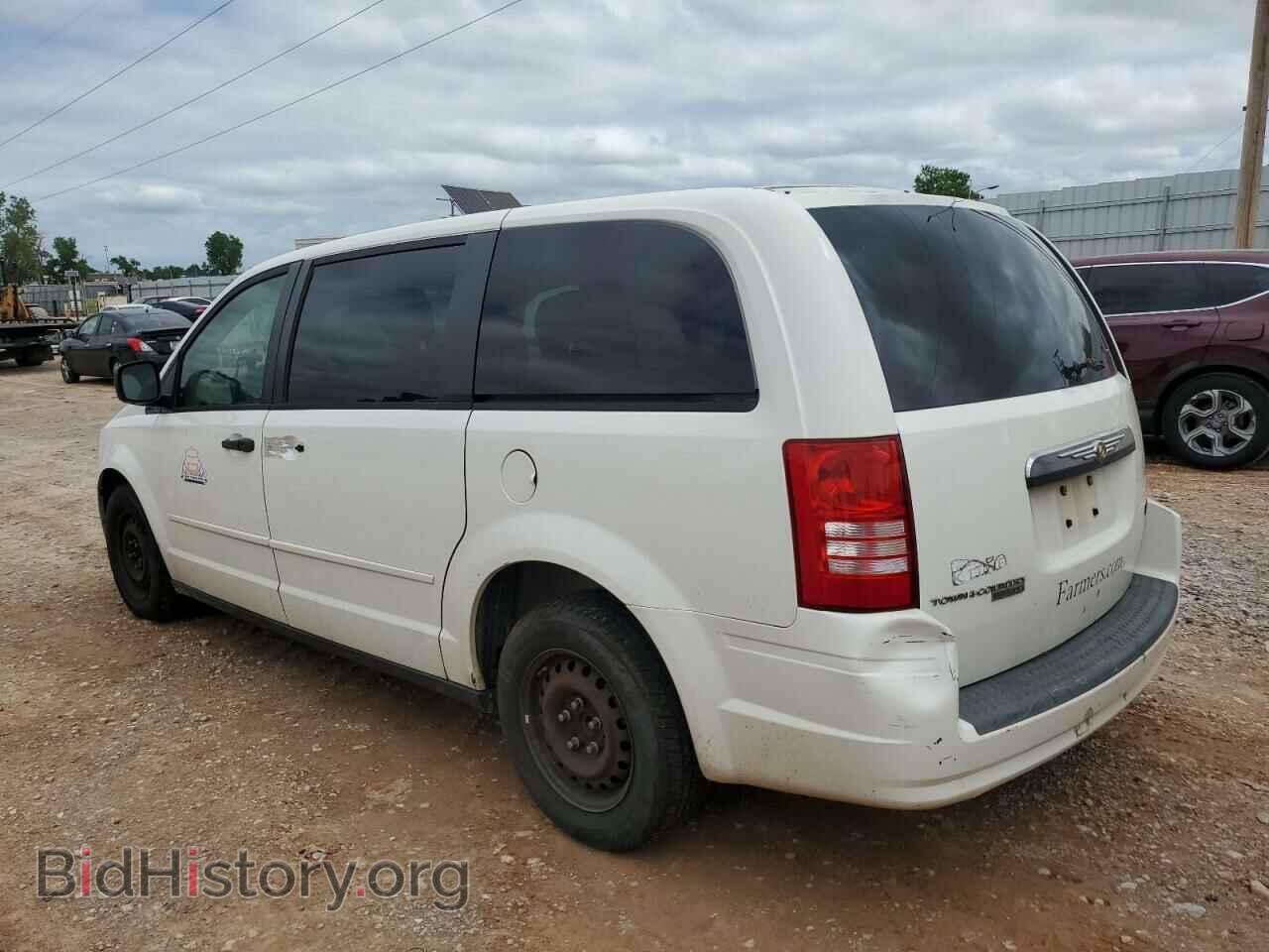 2008 CHRYSLER MINIVAN - VIN: 2A8HR44H28R684236 - Фото 2