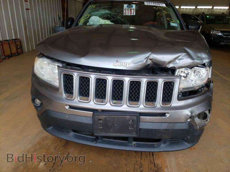 2011 Jeep COMPASS (VIN 1J4NT5FB8BD255844) — photo 9 of 10