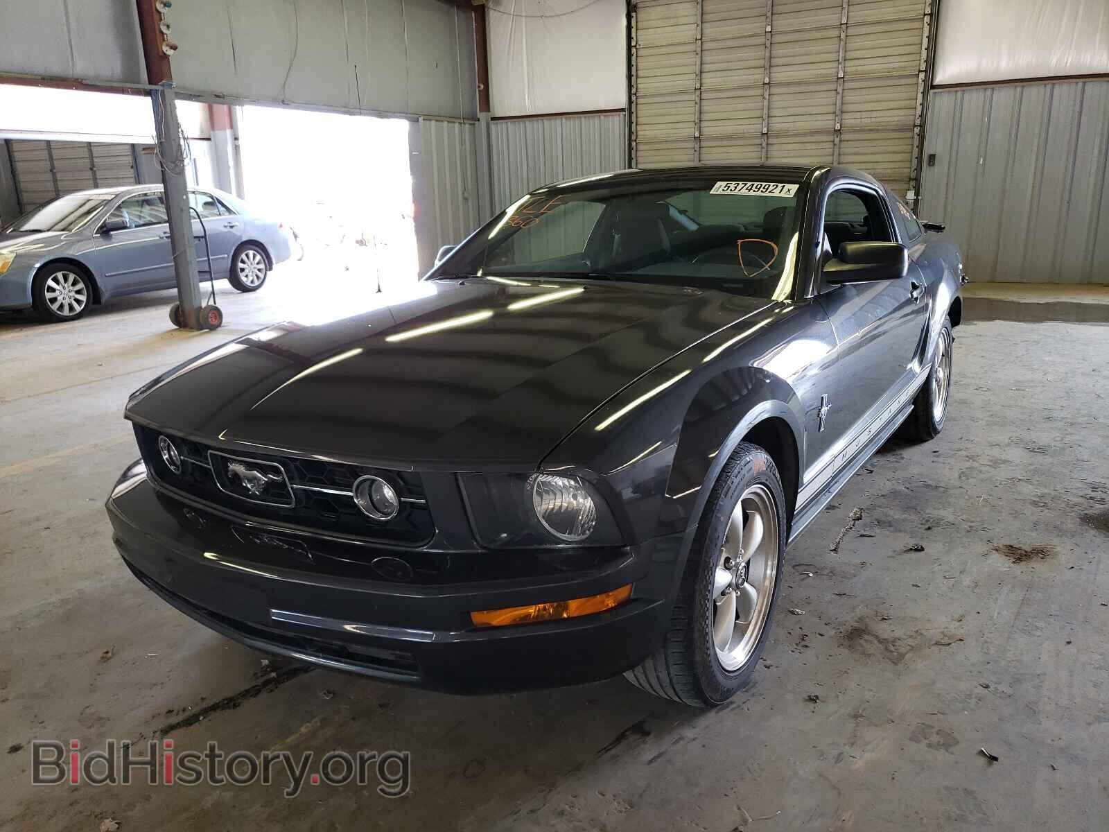 2007 FORD MUSTANG - VIN: 1ZVFT80N975218329 - Фото 2