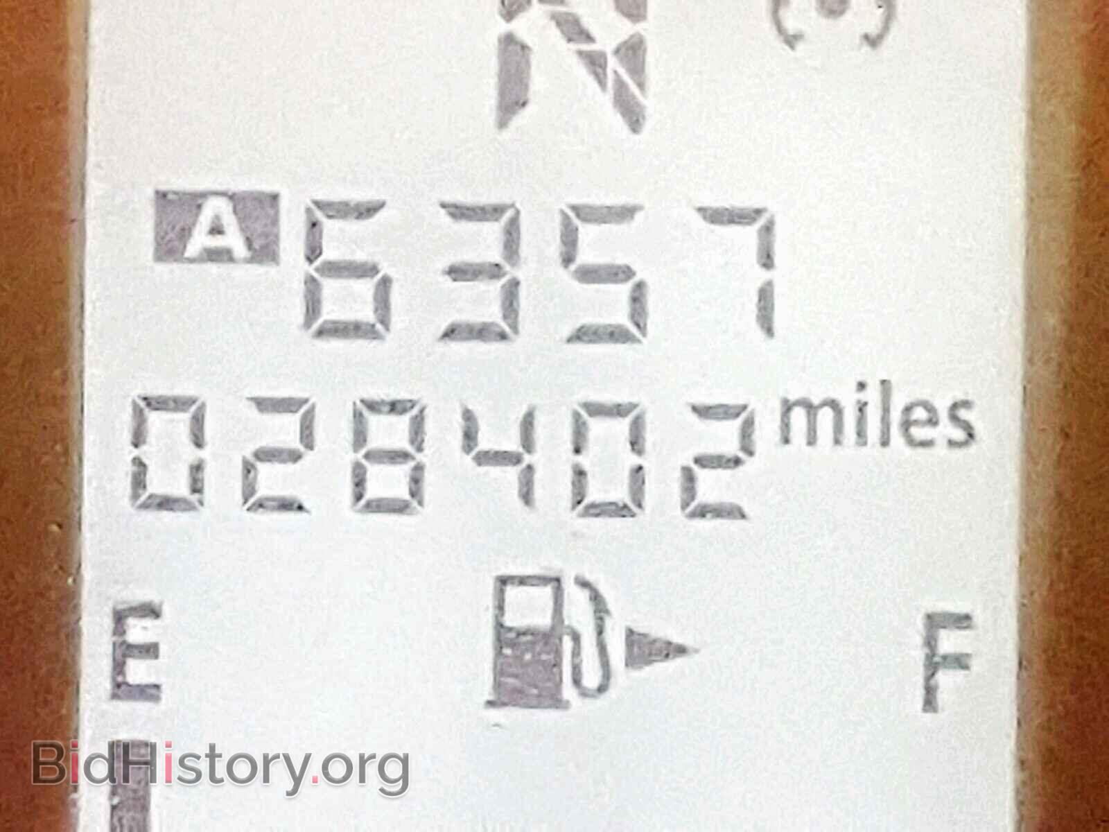 2017 SUBARU FORESTER - VIN: JF2SJAEC1HH526618 - Photo 8