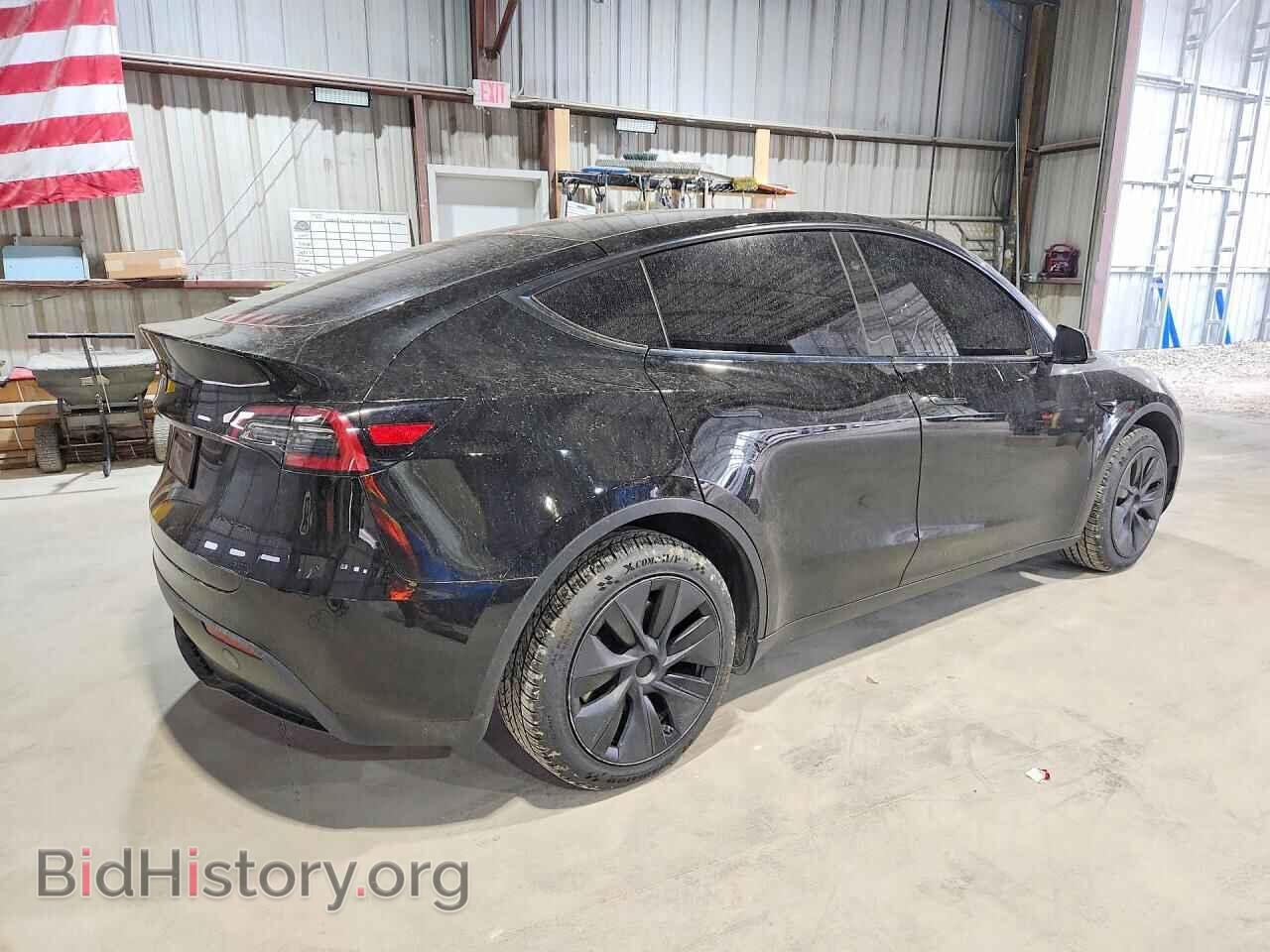 2024 TESLA MODEL Y - VIN: 7SAYGDEE5RA304983 - Фото 3