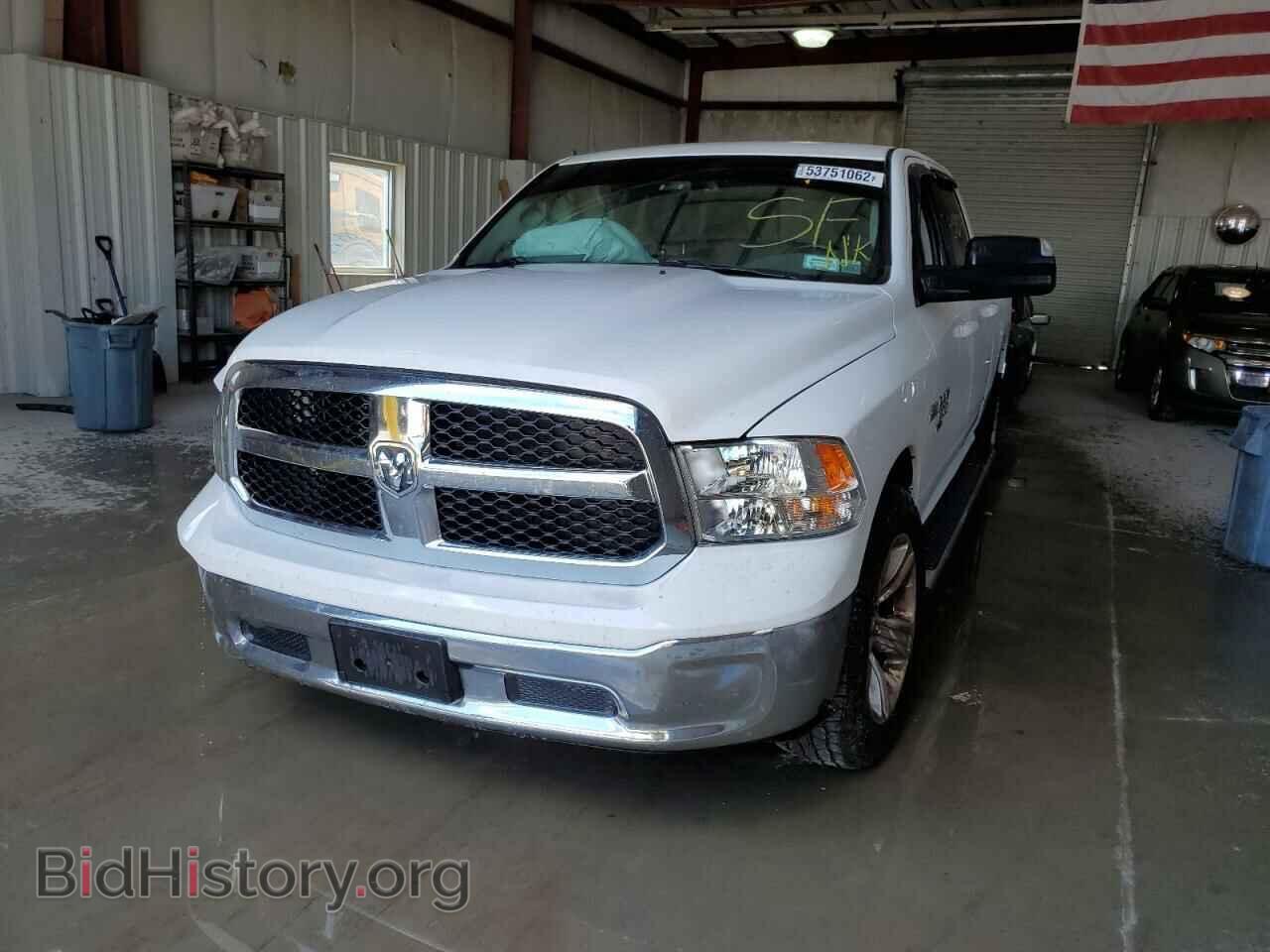 2019 RAM 1500 - VIN: 1C6RR7TT3KS551002 - Фото 2