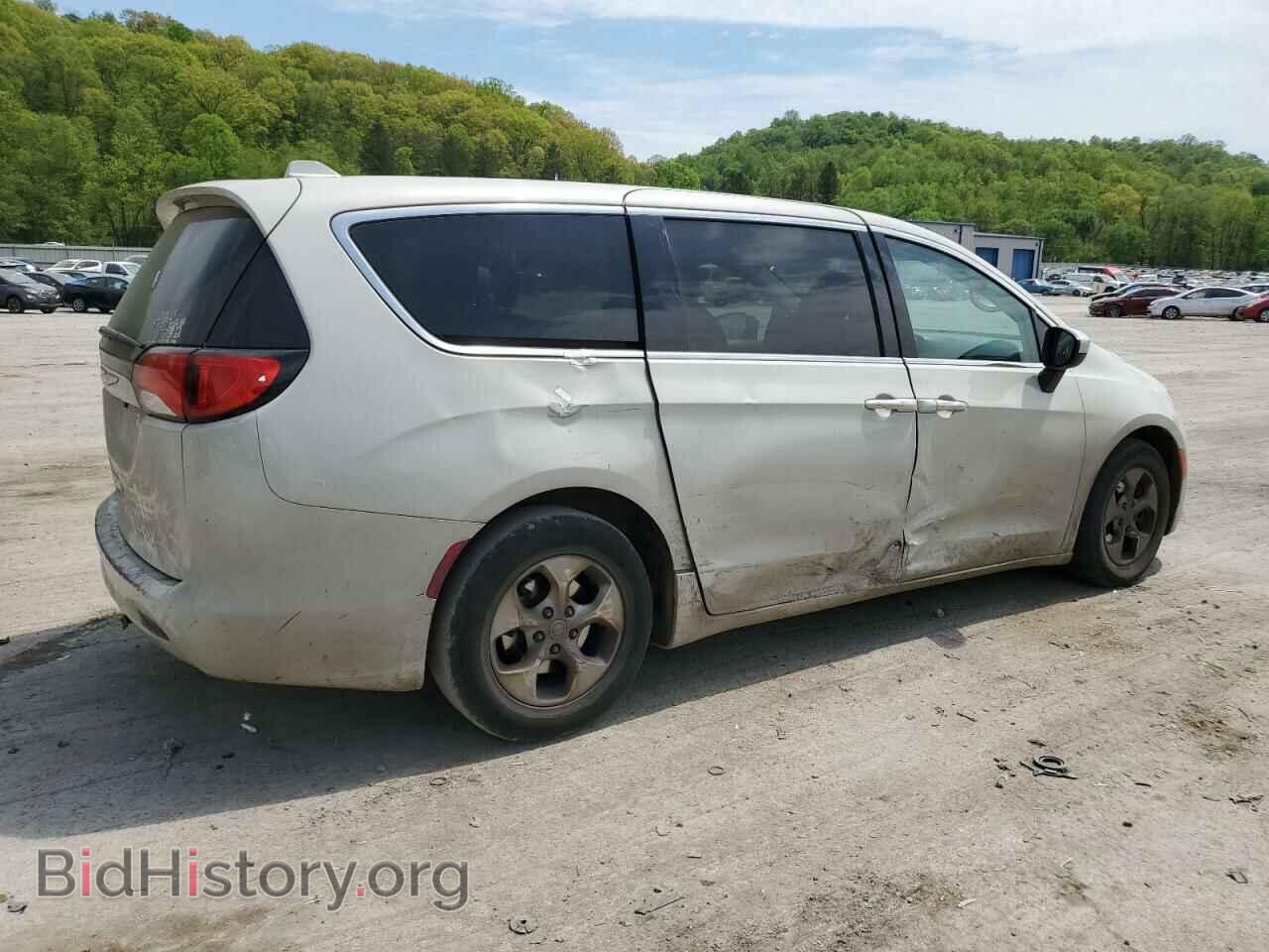 2017 CHRYSLER PACIFICA - VIN: 2C4RC1CG0HR597990 - Фото 3
