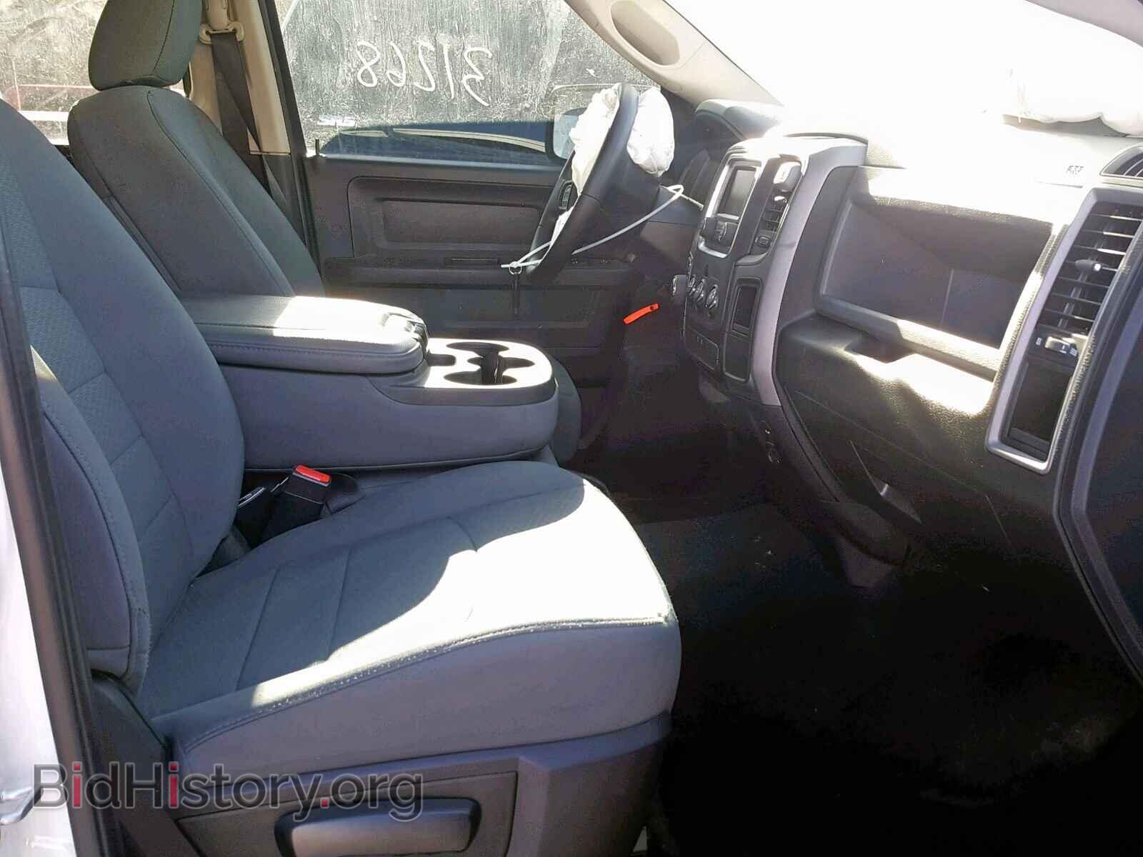 2017 RAM 1500 ST - VIN: 3C6RR7KT2HG751354 - Фото 5
