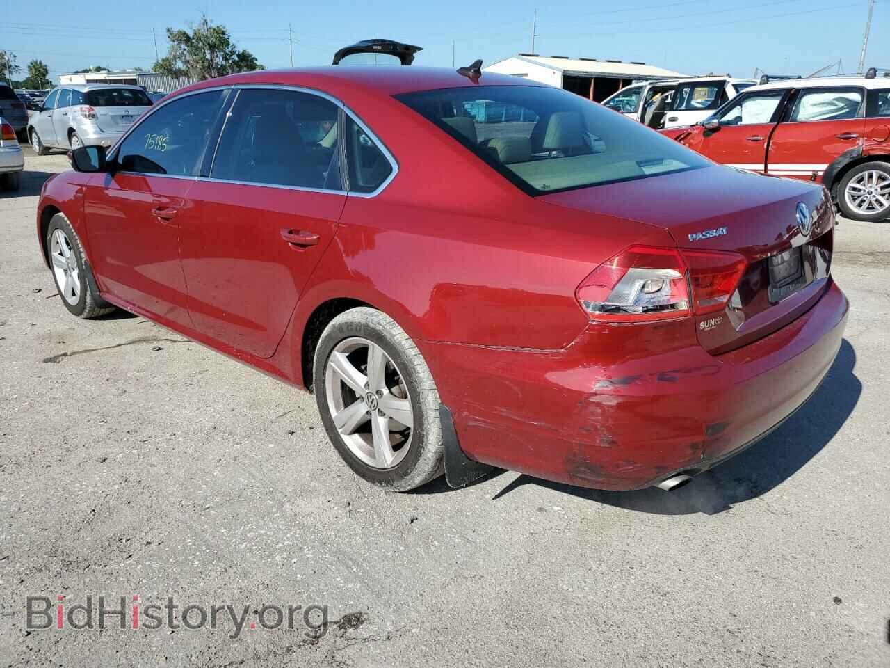 2015 VOLKSWAGEN PASSAT - VIN: 1VWAT7A33FC118111 - Фото 2