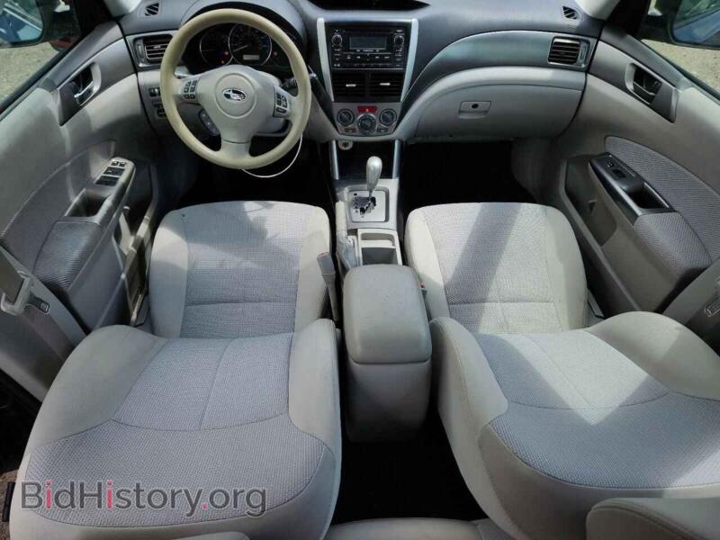 2013 Subaru FORESTER (VIN JF2SHABC4DH400506) — photo 8 of 13