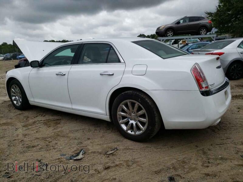 2014 Chrysler 300 (VIN 2C3CCAEG7EH105920) — фото 2 из 12