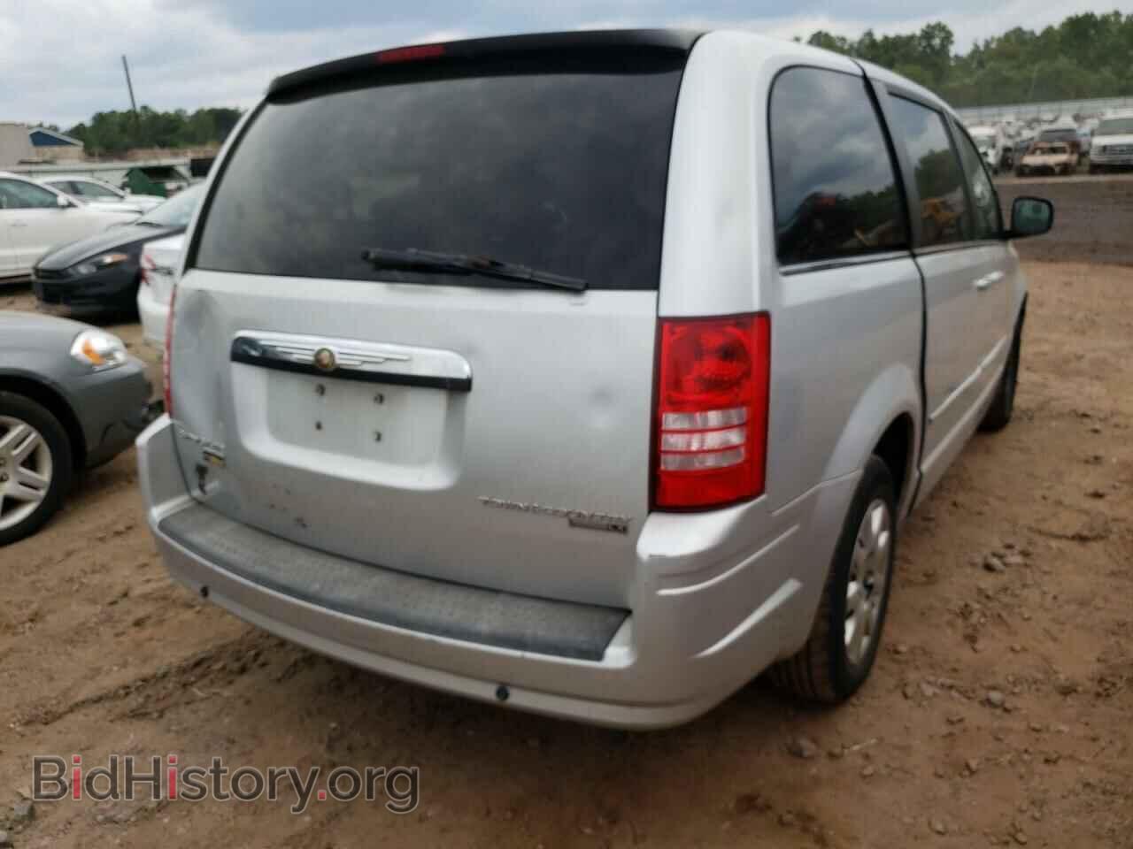 2010 CHRYSLER MINIVAN - VIN: 2A4RR4DE3AR206652 - Фото 4