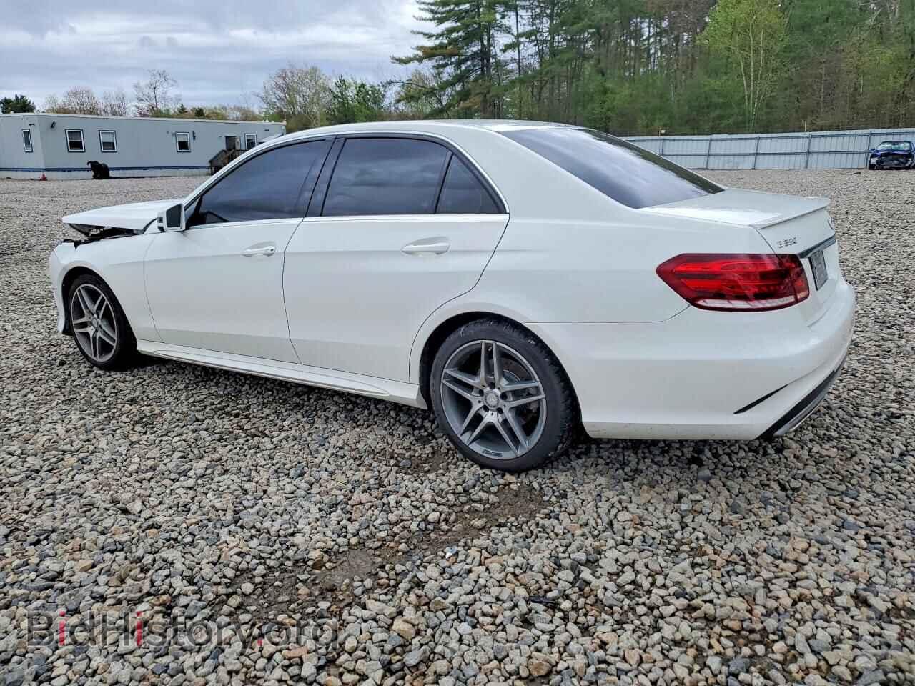 2014 MERCEDES-BENZ E-CLASS - VIN: WDDHF8JBXEB046906 - Фото 2