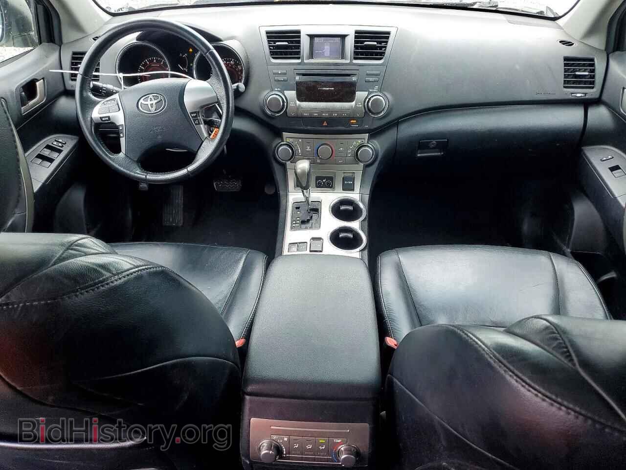 2011 TOYOTA HIGHLANDER - VIN: 5TDBK3EH3BS056372 - Фото 8