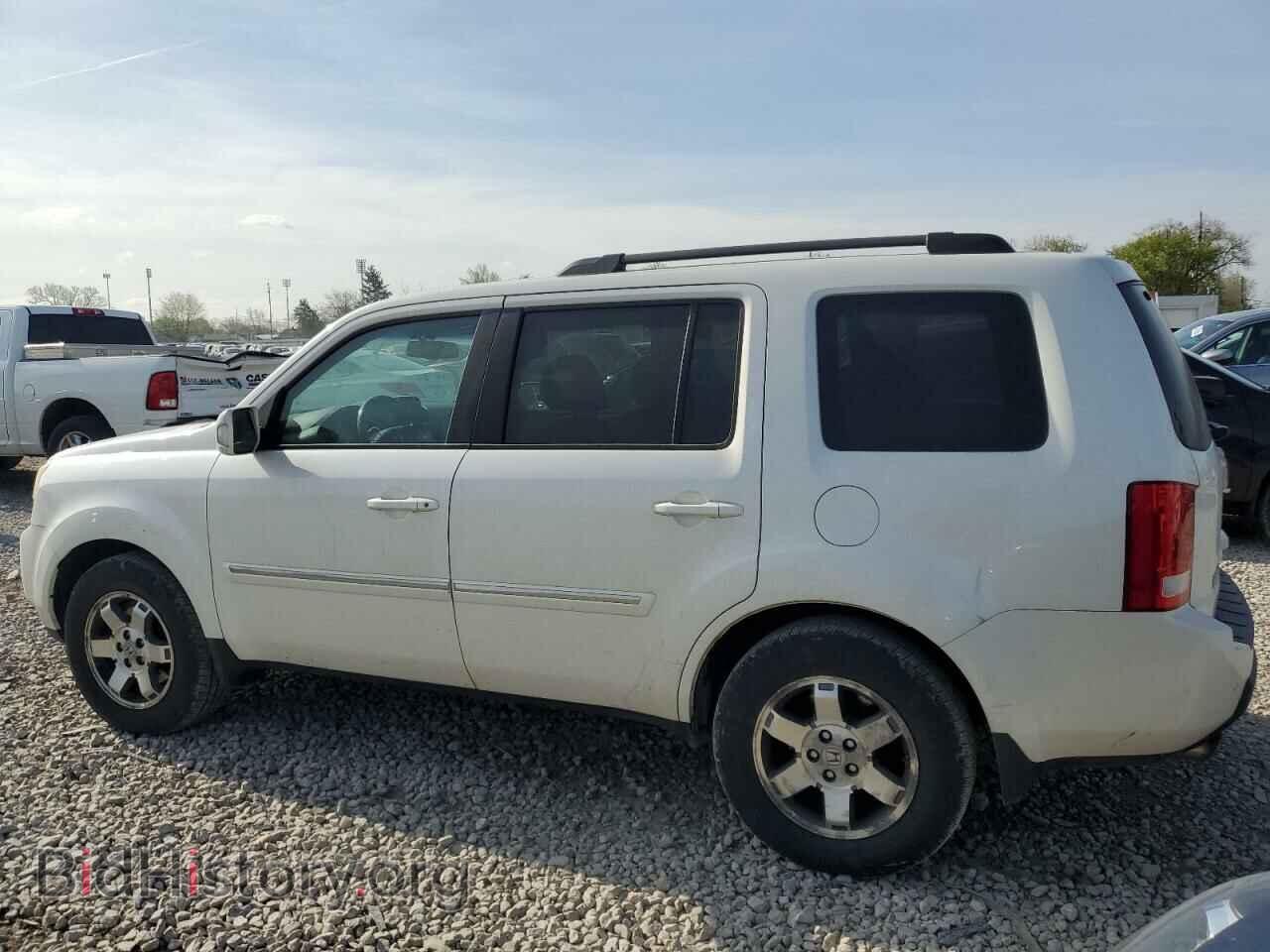 2011 HONDA PILOT - VIN: 5FNYF4H98BB063430 - Фото 2