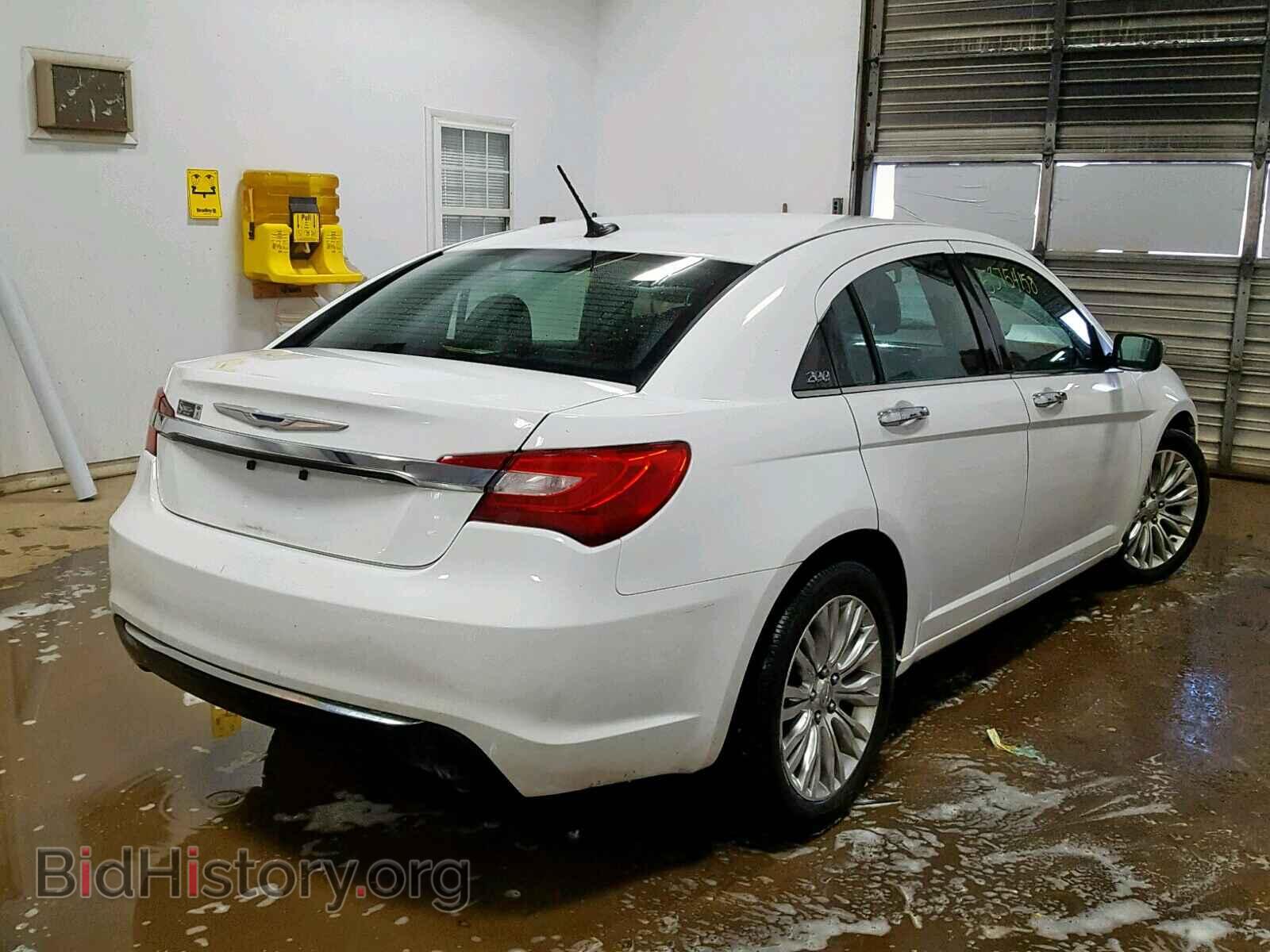 2012 CHRYSLER 200 - VIN: 1C3CCBCB5CN277512 - Фото 4