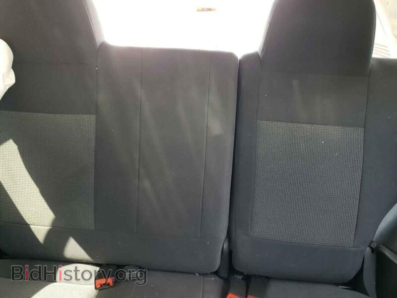 2011 Jeep COMPASS (VIN 1J4NT1FB9BD236020) — фото 10 из 14