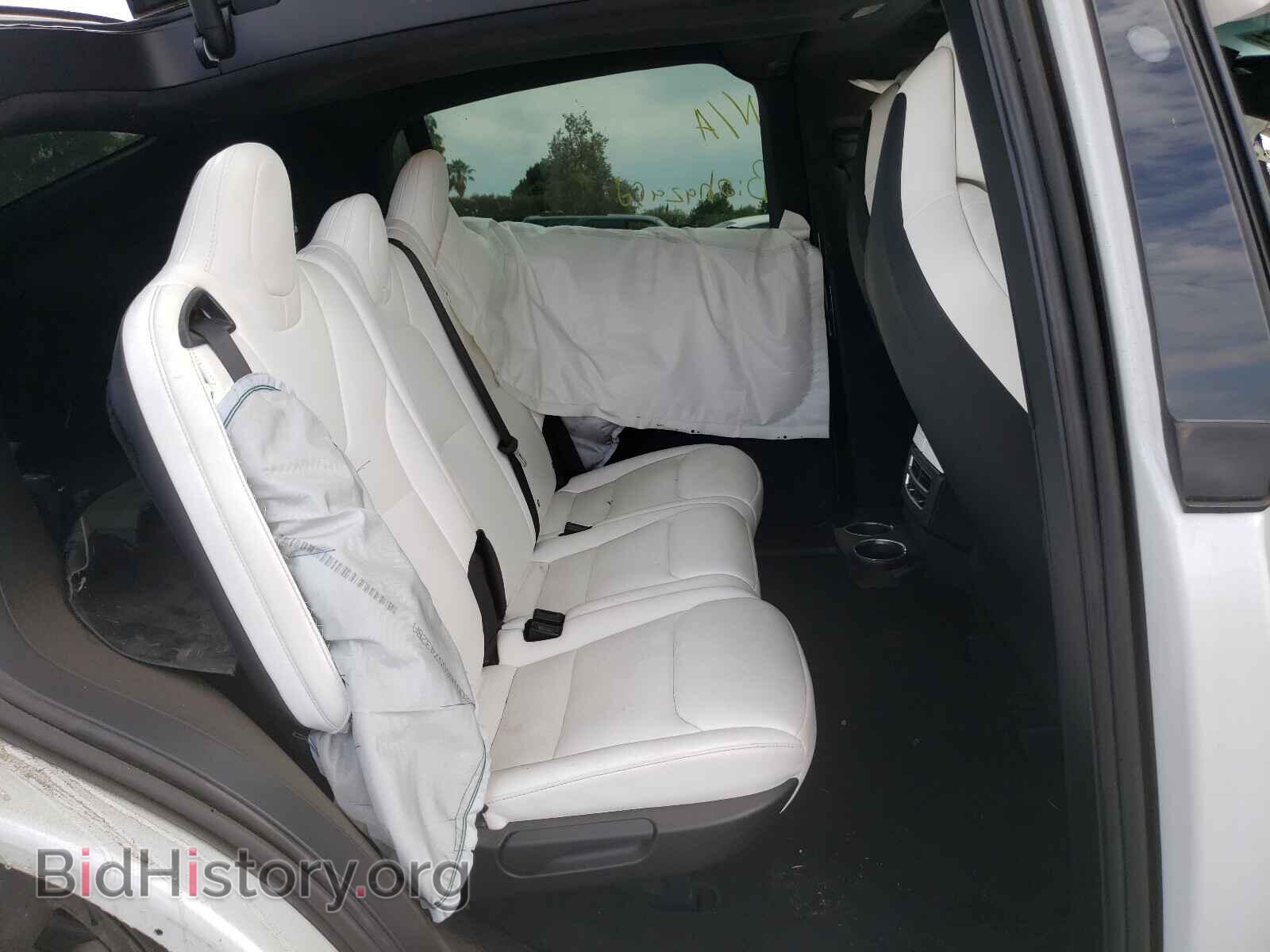 2018 TESLA MODEL X - VIN: 5YJXCDE4XJF081097 - Фото 6