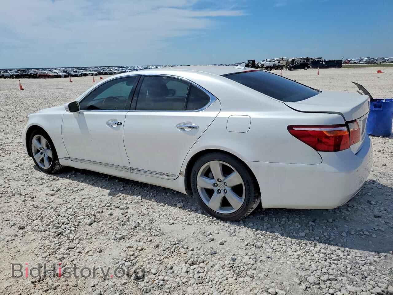 2011 LEXUS LS460 - VIN: JTHBL5EFXB5103019 - Фото 2