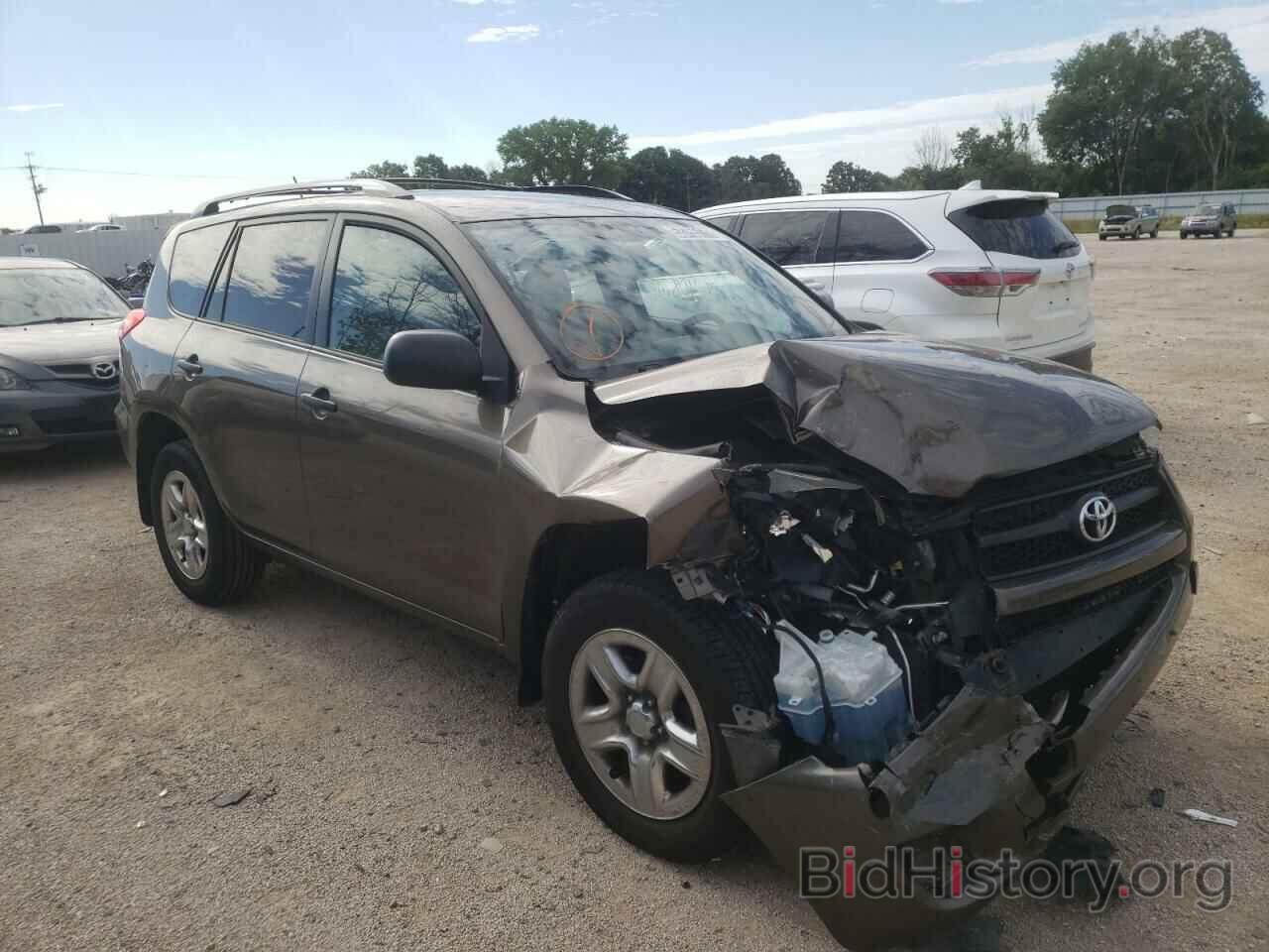 Photo 2T3BF4DV9AW060859 - TOYOTA RAV4 2010