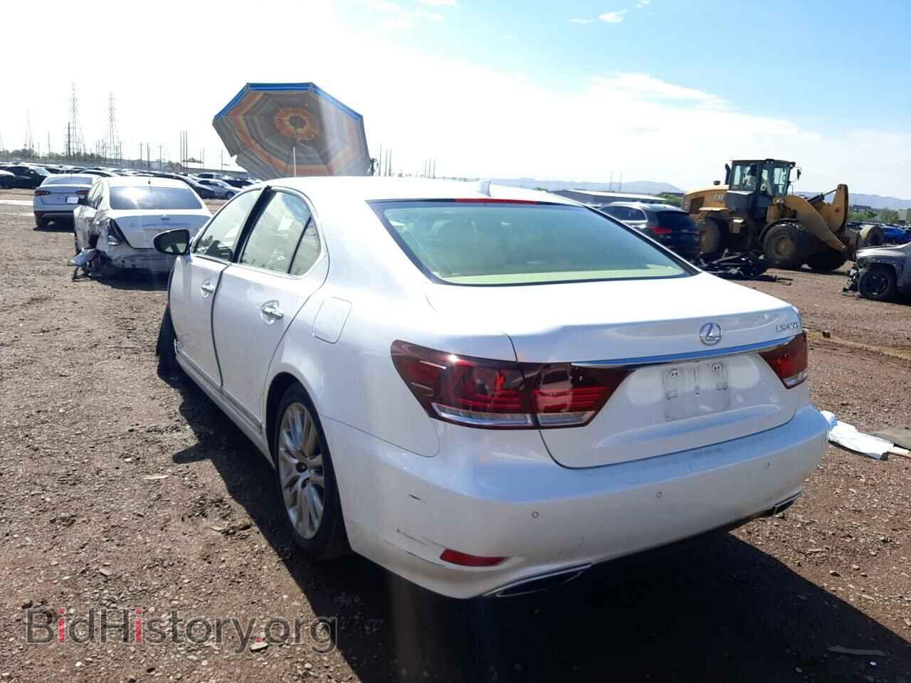 2014 LEXUS LS460 - VIN: JTHBL5EF3E5131412 - Photo 3