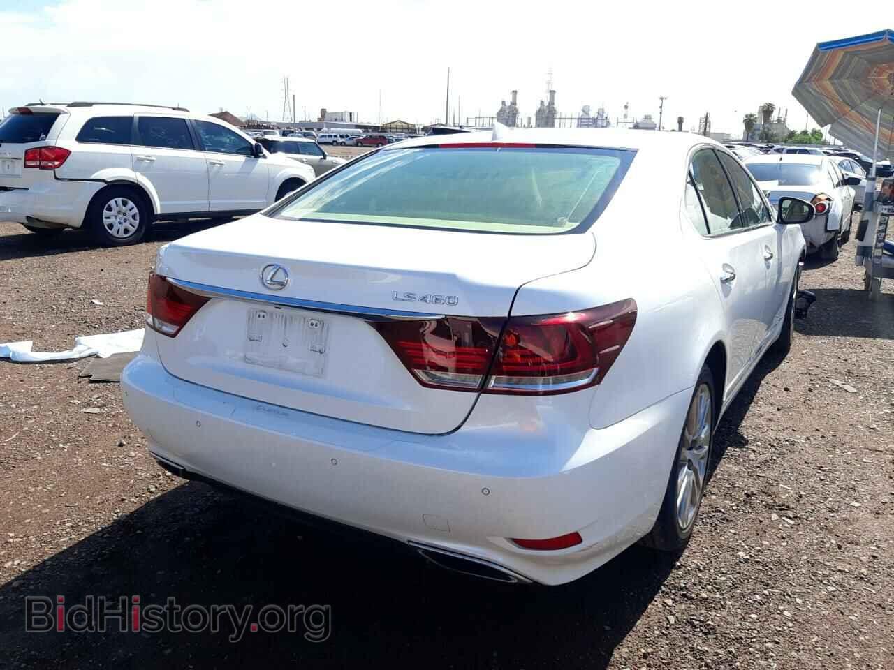 2014 LEXUS LS460 - VIN: JTHBL5EF3E5131412 - Photo 4