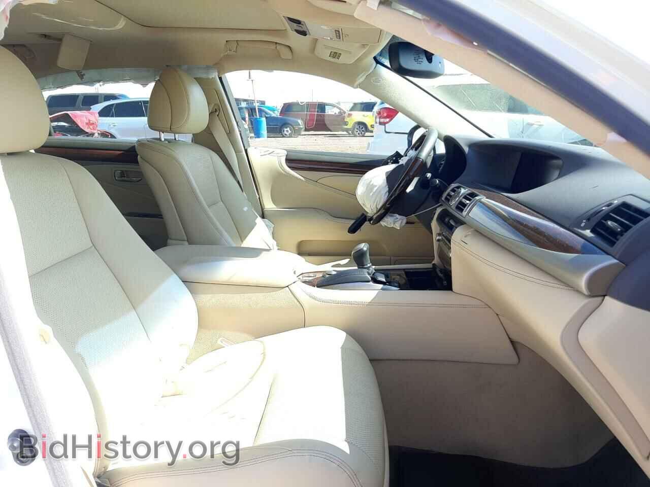 2014 LEXUS LS460 - VIN: JTHBL5EF3E5131412 - Photo 5