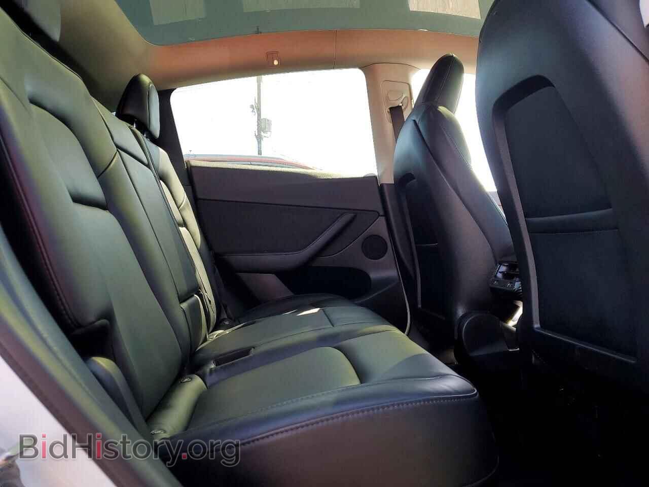 2022 TESLA MODEL Y - VIN: 7SAYGDEE2NF328428 - Фото 11